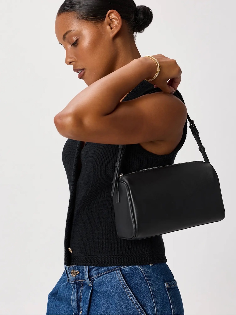 NWOT Quince Italian Leather Mini Barrel Shoulder Bag